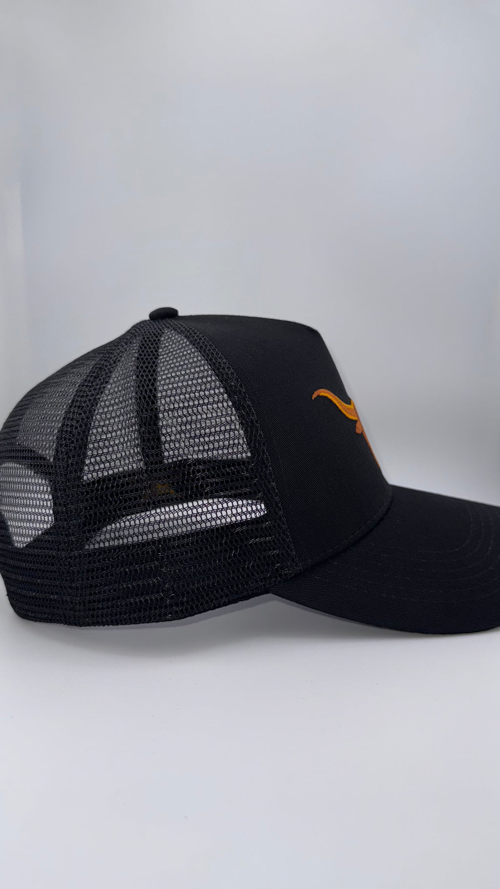 Black “ONYX 1.1”