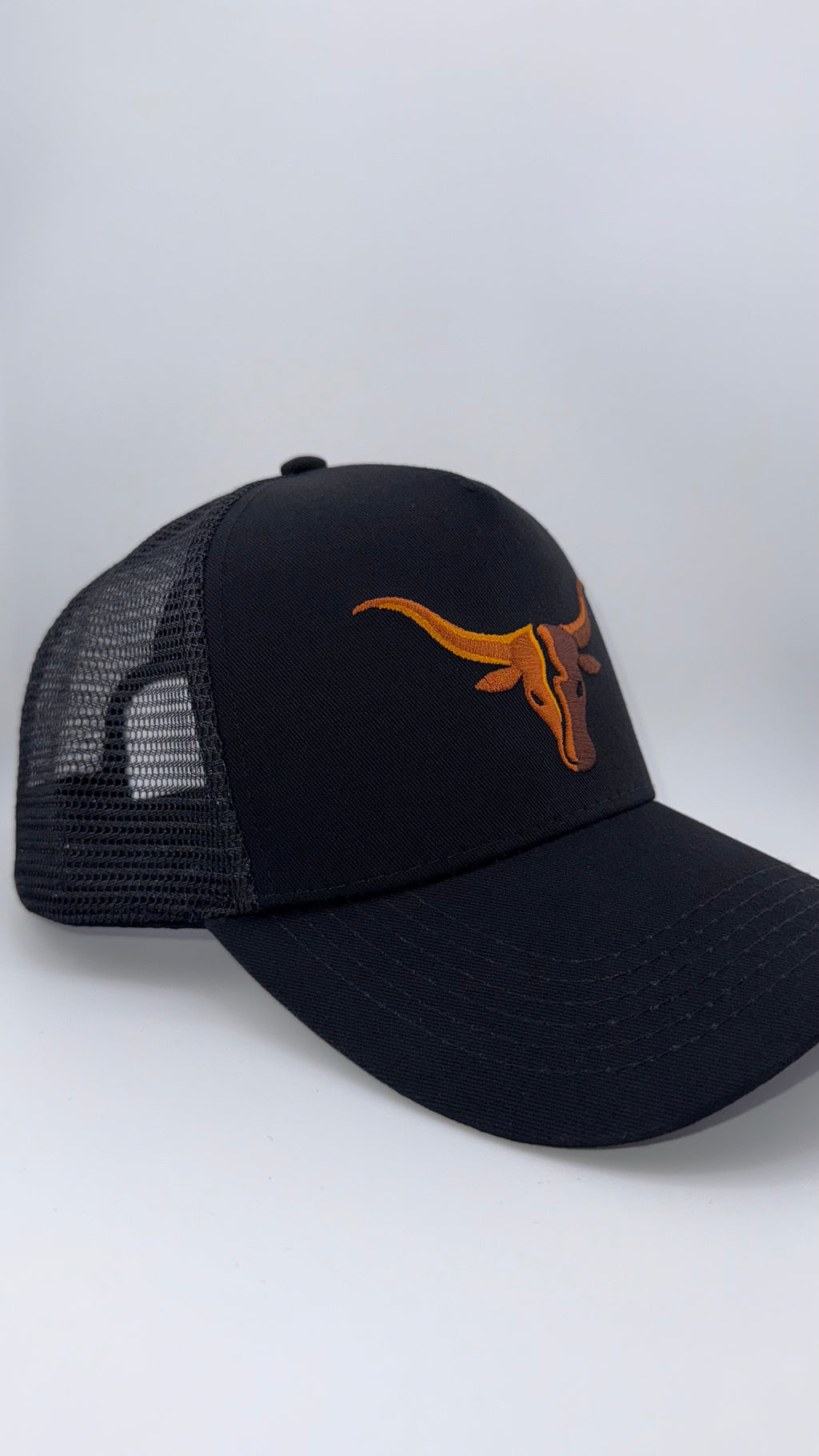 Black “ONYX 1.1”